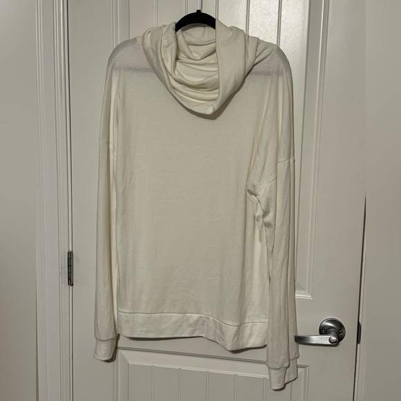 Soft Long Sleeve Turtle Neck - Picture 1 of 1